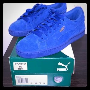 New! Puma Blue Suede with Gold Logo Sneakers